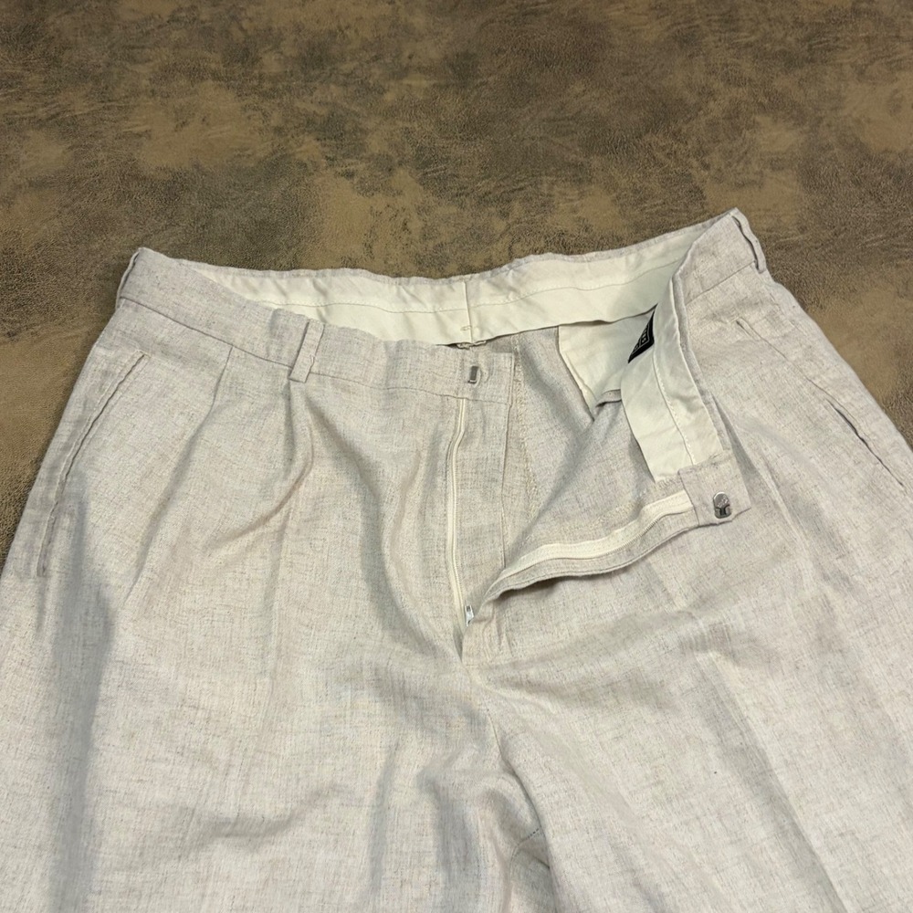 Levis Travelers Dress Slacks Mens 38x32 Oatmeal Pleated Linen Flax Blend Trouser